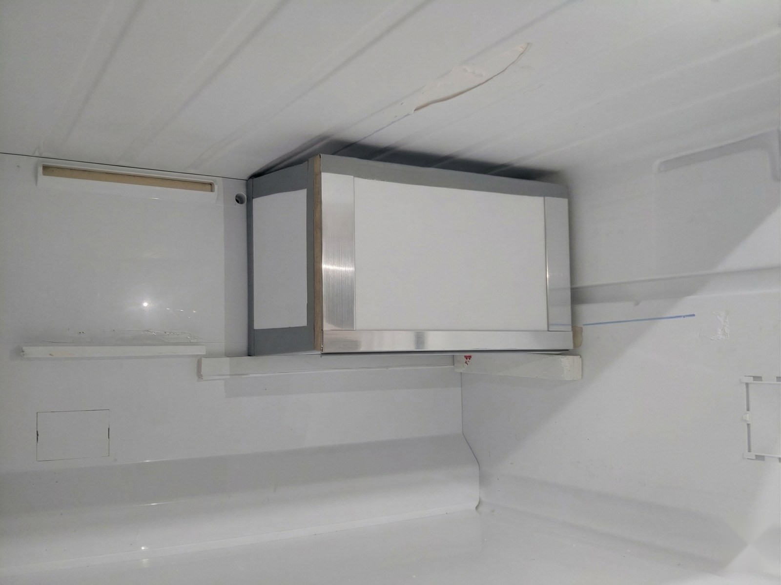 DeepFresh unit mounted inside freezer